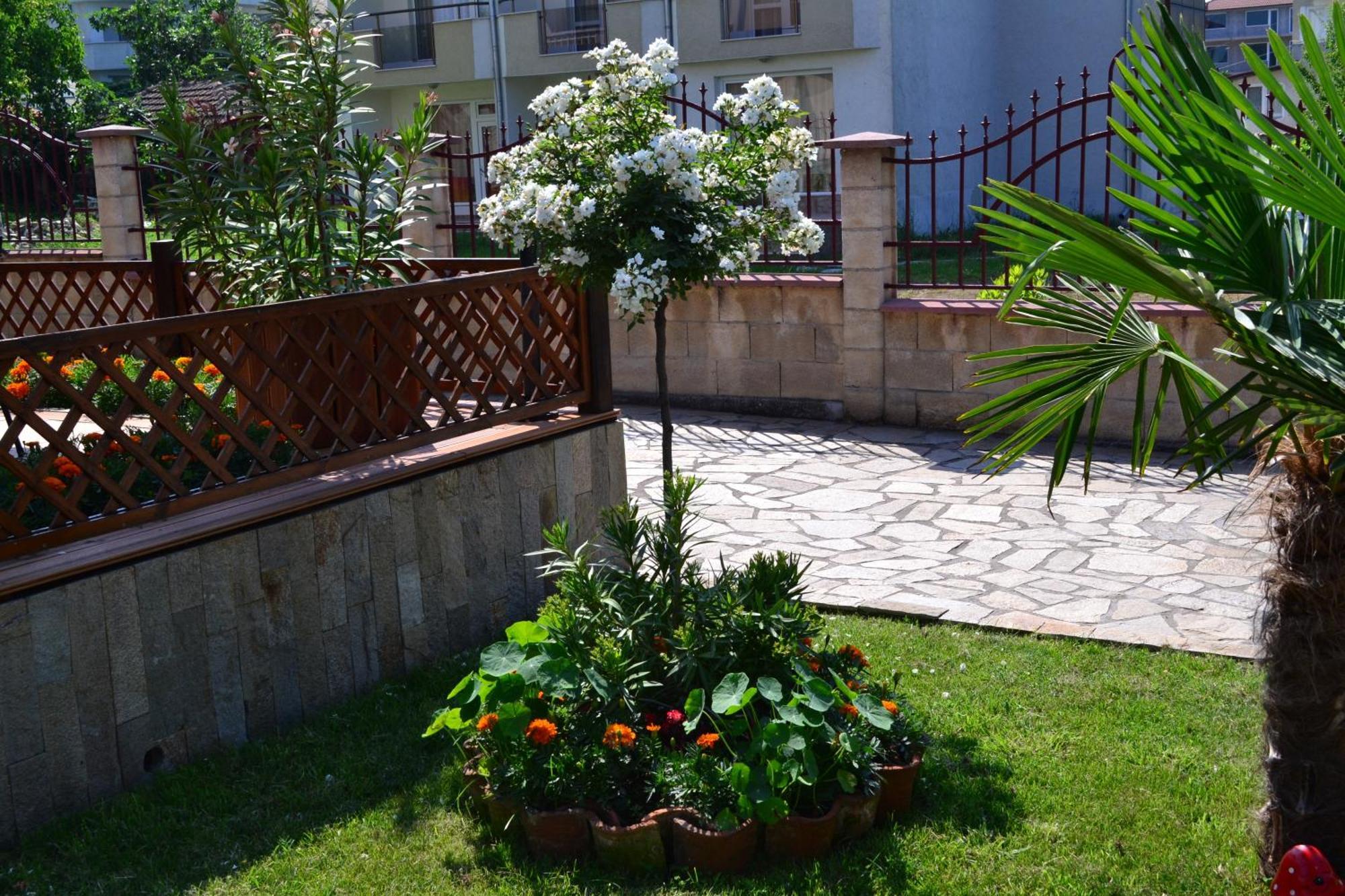 Saint George Family Hotel Lozenets Exterior foto